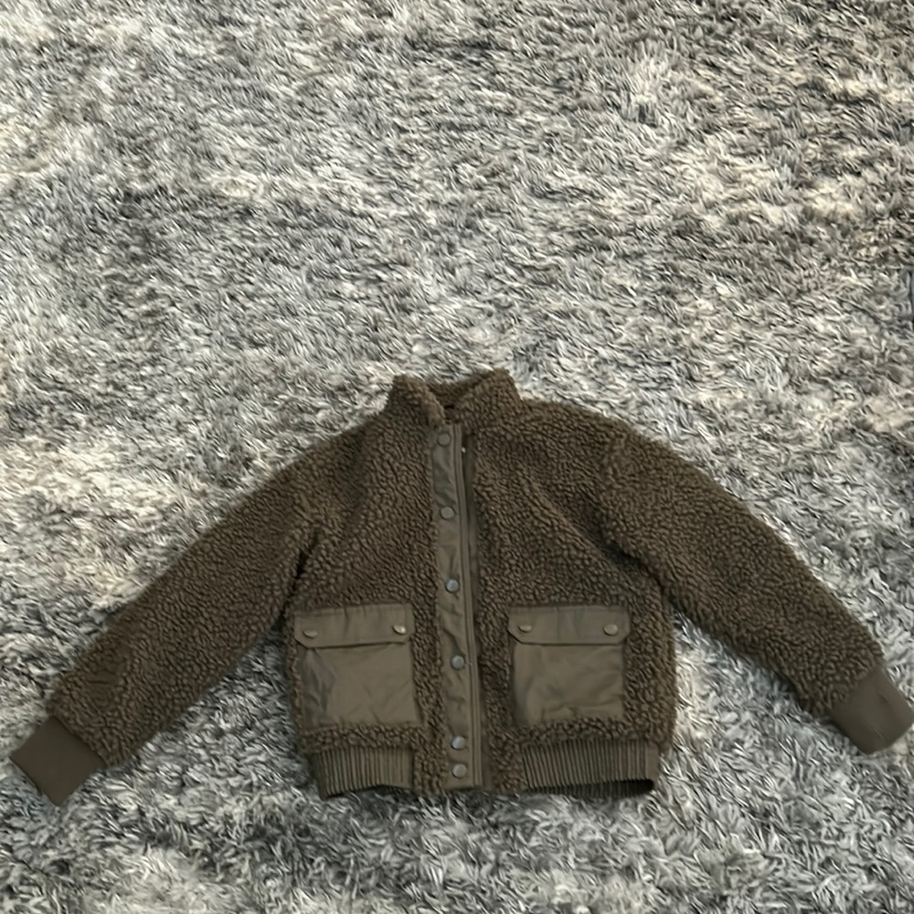 Sherpa style button up jacket 7/8 girls Dark army green